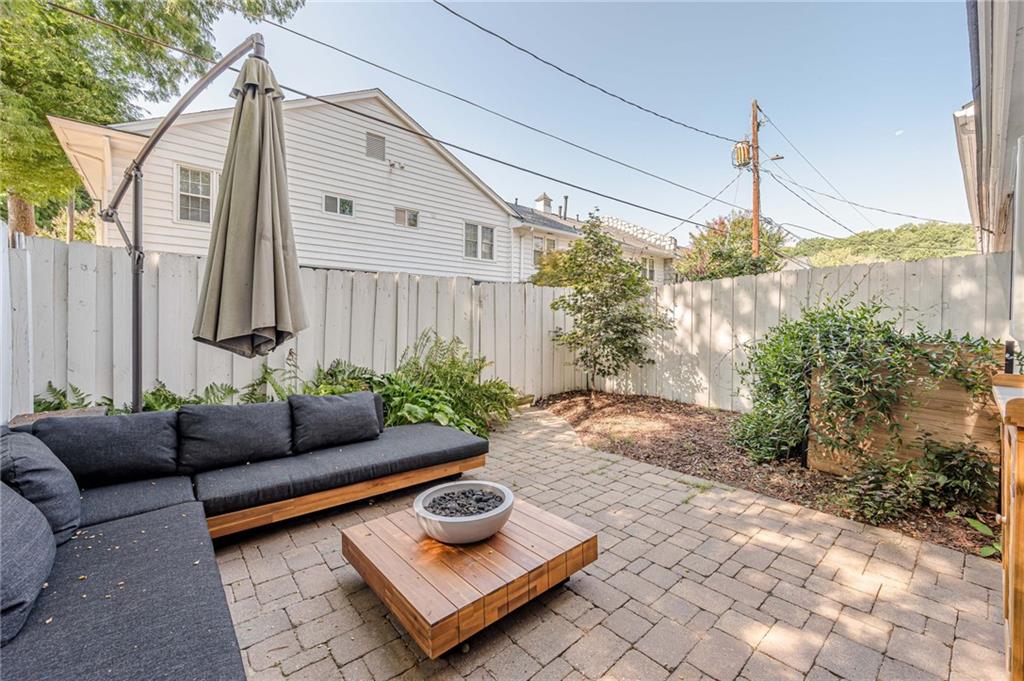 136 Peachtree Memorial Drive NW RI1