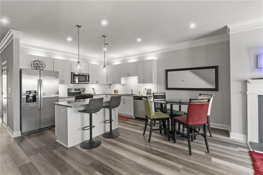 460 Village Creek Drive B