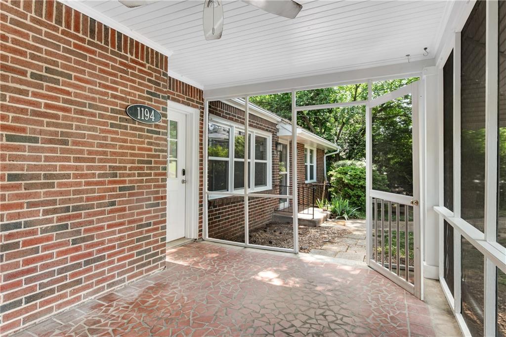 1194 Spring Valley Lane NE LEFT