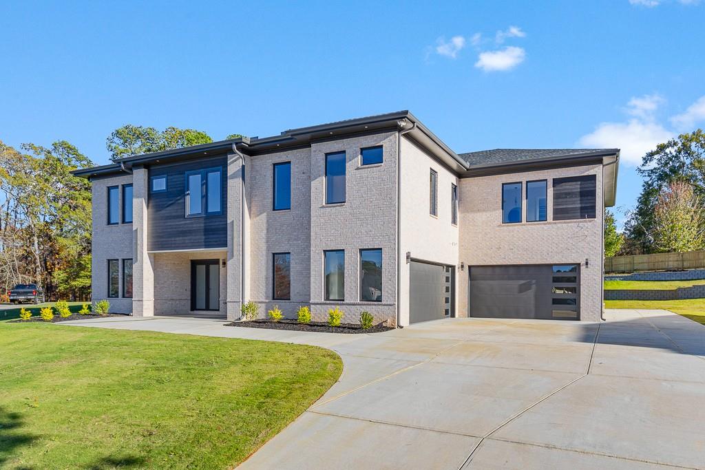 555 Versailles Drive