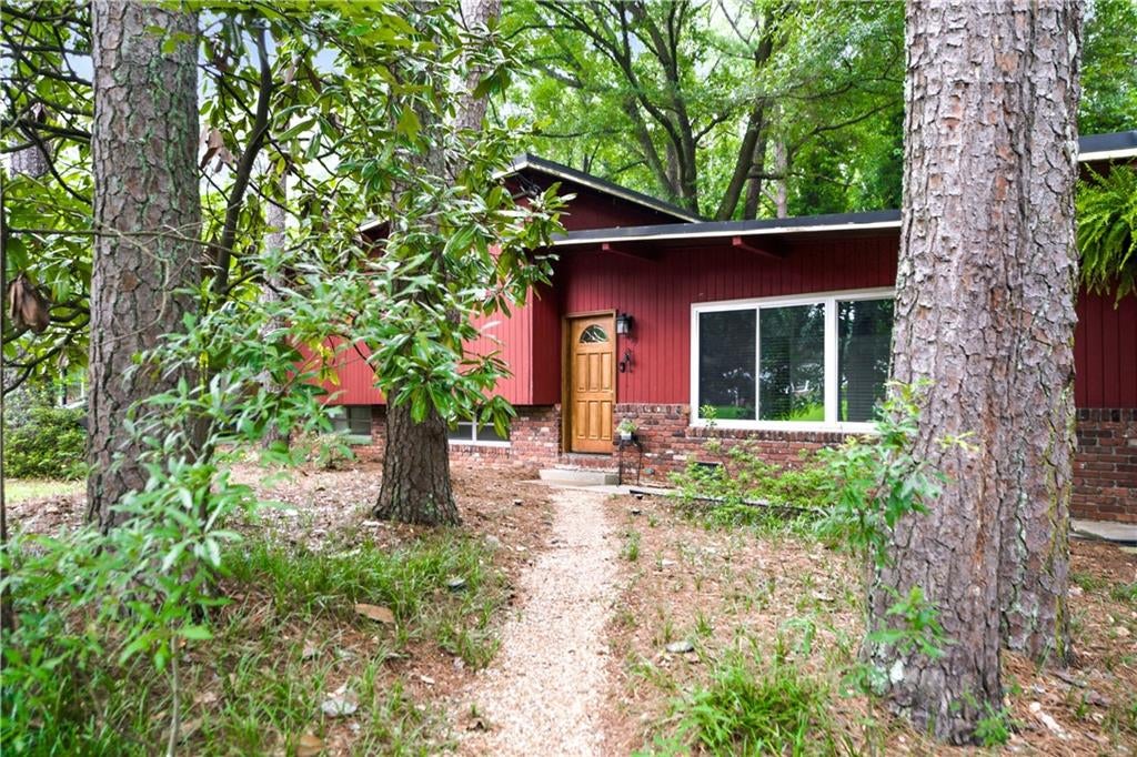 3439 Chestnut Drive