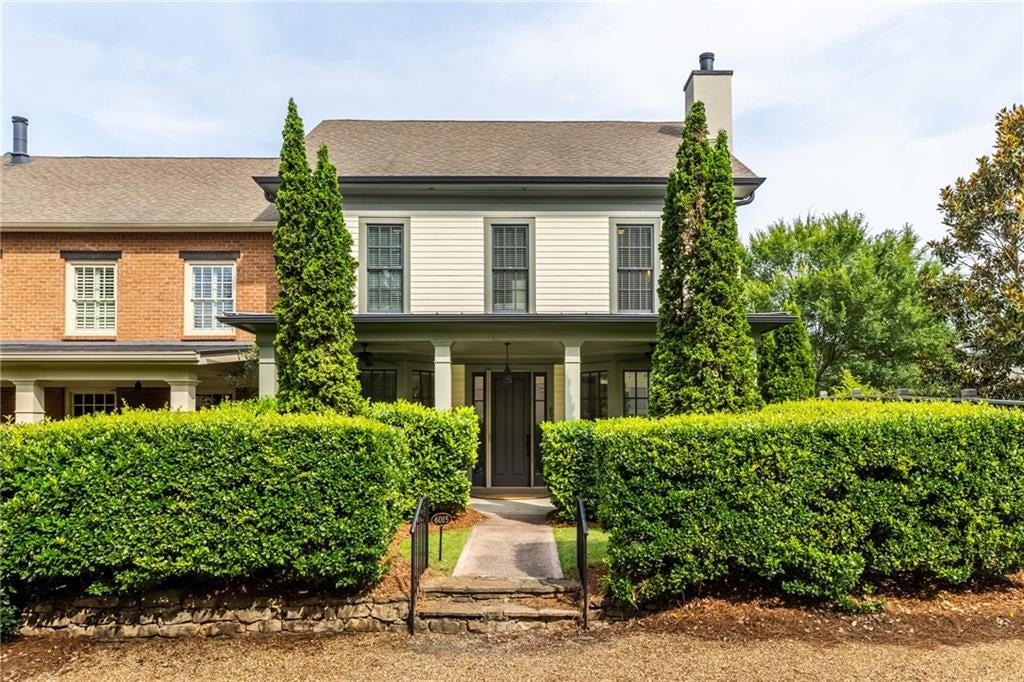 6015 Webster Circle