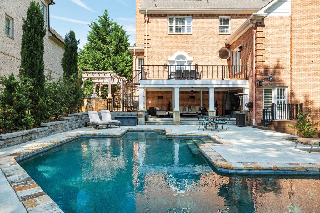3003 W Roxboro Road