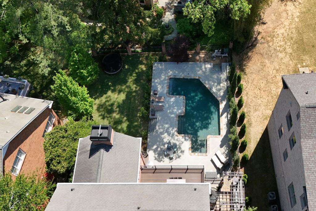 3003 W Roxboro Road