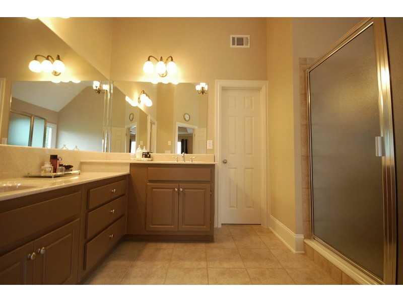 3168 Willowstone Drive, Duluth, Georgia image 13