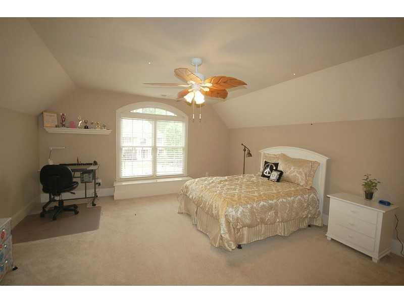 3168 Willowstone Drive, Duluth, Georgia image 16