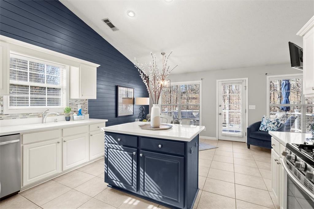 2720 Araglin Drive, Dacula, Georgia image 17