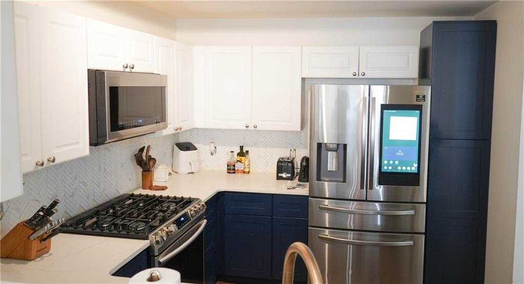 3275 NE Lenox Road NE 107