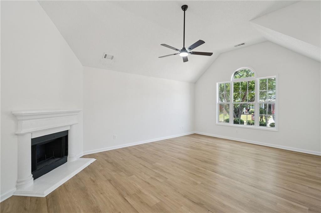 2733 Newtons Crest Circle