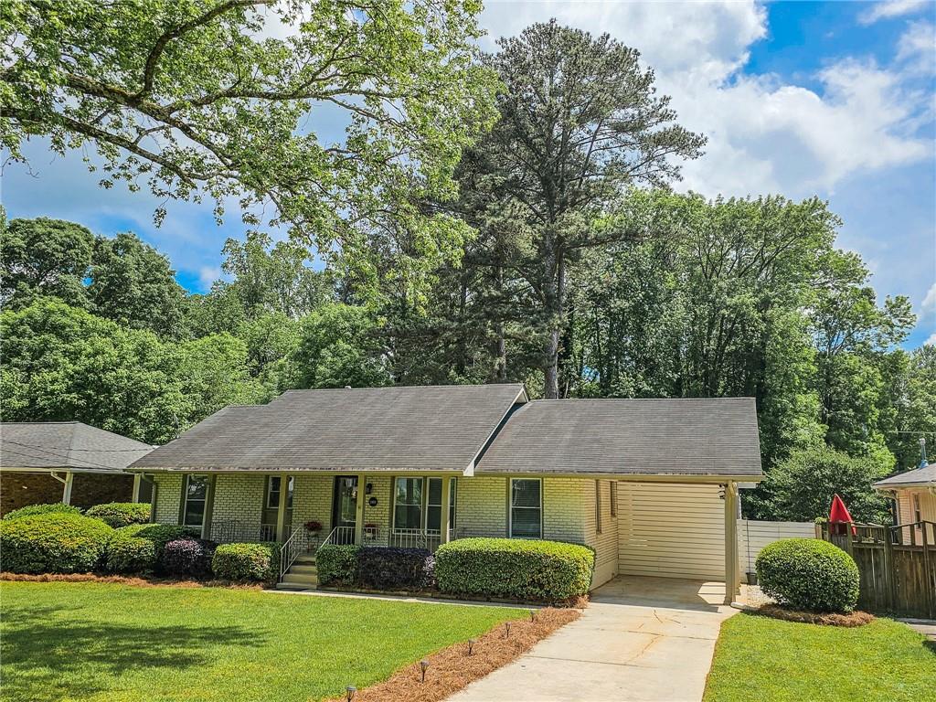 2413 Hunting Valley Drive, Decatur, Georgia image 2
