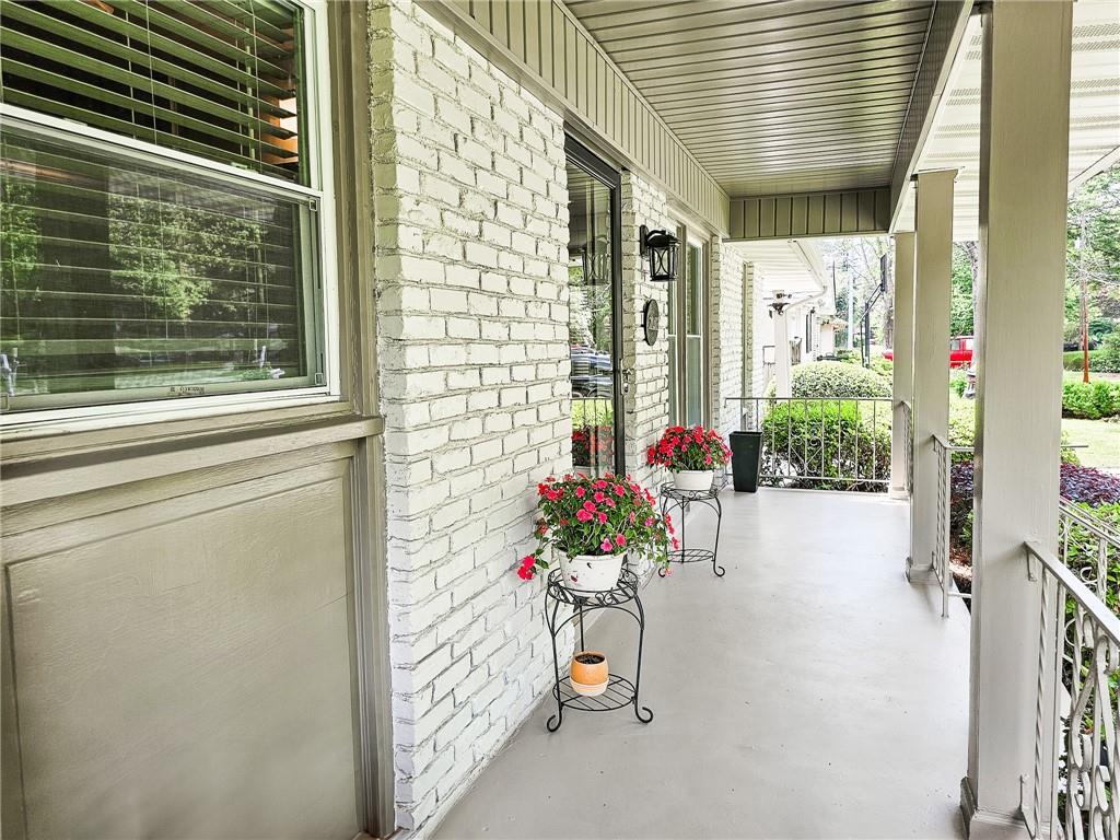 2413 Hunting Valley Drive, Decatur, Georgia image 8