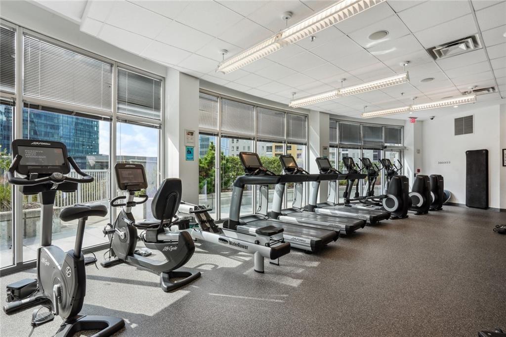 44 Peachtree Place #424, Atlanta, Georgia image 29
