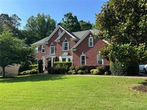 Photo of 4265 Lansmoore Crossing, Suwanee, GA 30024 (MLS # 7657546)