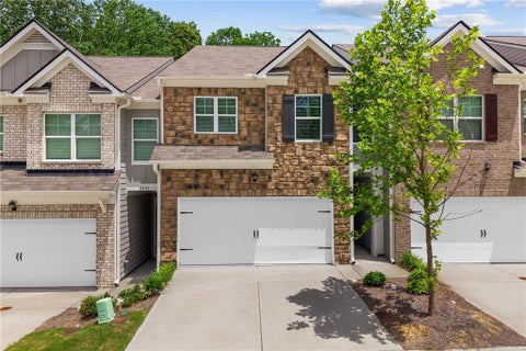 Townhouse For Rent - 3341 Greyton Drive<br/> Buford, GA 30519