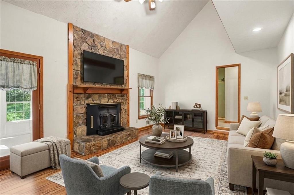 948 Hightower Trail