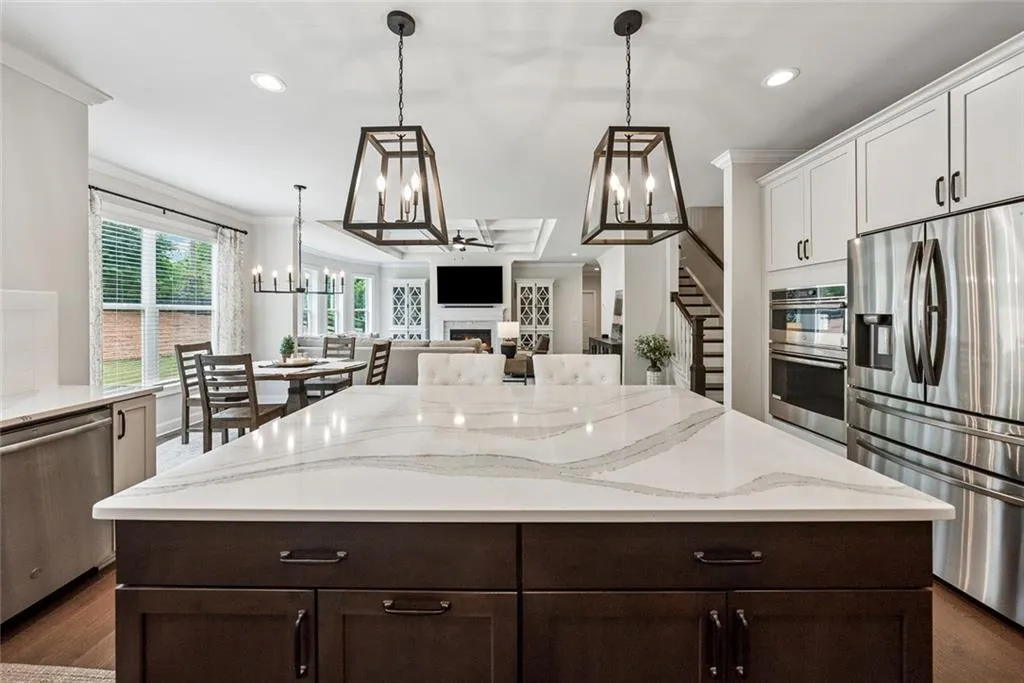 Canton, Georgia 30115, United States, 5 Bedrooms Bedrooms, ,5 BathroomsBathrooms,Residential,Active,142594