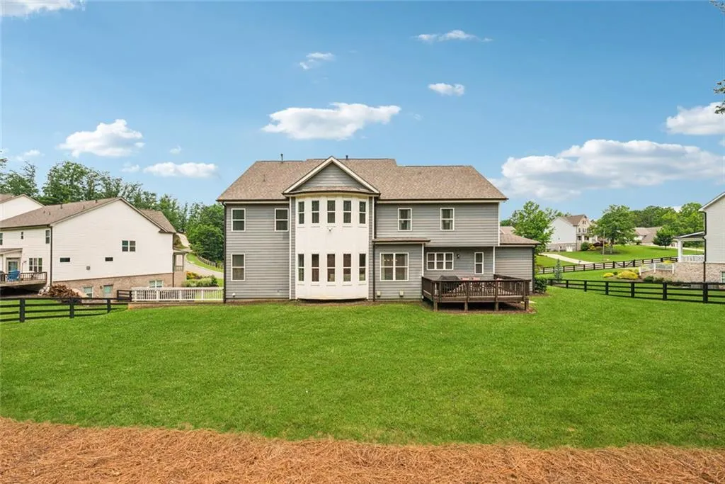 Canton, Georgia 30115, United States, 5 Bedrooms Bedrooms, ,5 BathroomsBathrooms,Residential,Active,142594