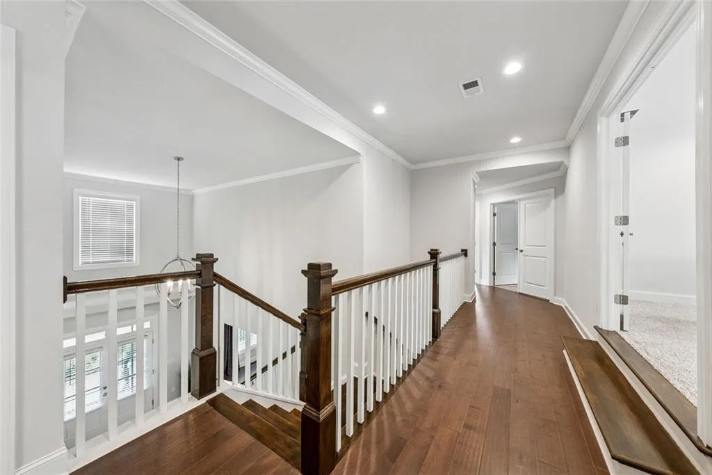 Canton, Georgia 30115, United States, 5 Bedrooms Bedrooms, ,5 BathroomsBathrooms,Residential,Active,142594