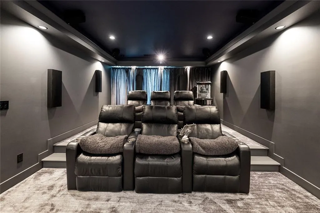 Canton, Georgia 30115, United States, 5 Bedrooms Bedrooms, ,5 BathroomsBathrooms,Residential,Active,142594