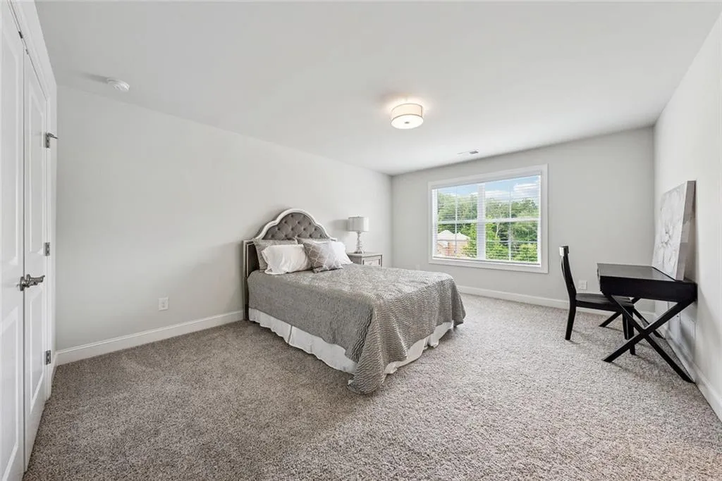 Canton, Georgia 30115, United States, 5 Bedrooms Bedrooms, ,5 BathroomsBathrooms,Residential,Active,142594