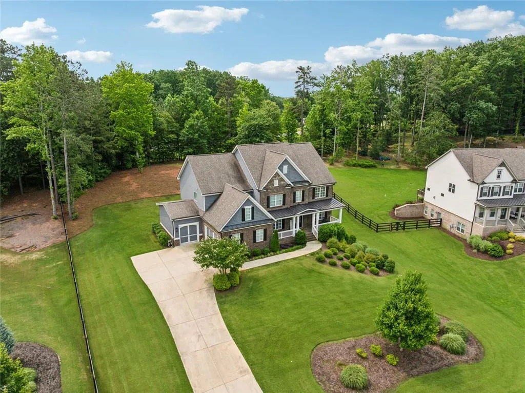 Canton, Georgia 30115, United States, 5 Bedrooms Bedrooms, ,5 BathroomsBathrooms,Residential,Active,142594