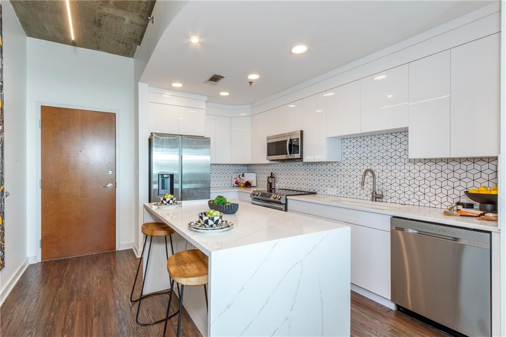 250 Pharr Road NE 1116