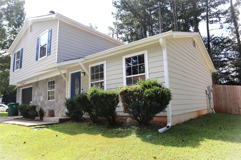 1311 STONELEIGH Way