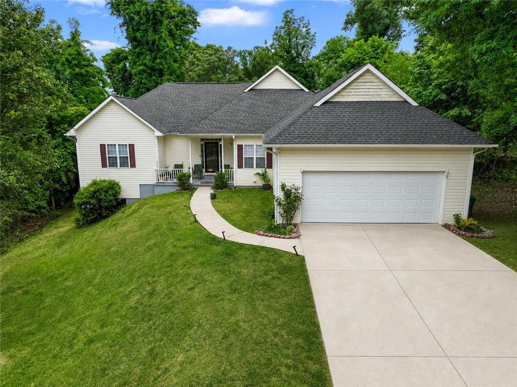 6689 Jojanne Lane