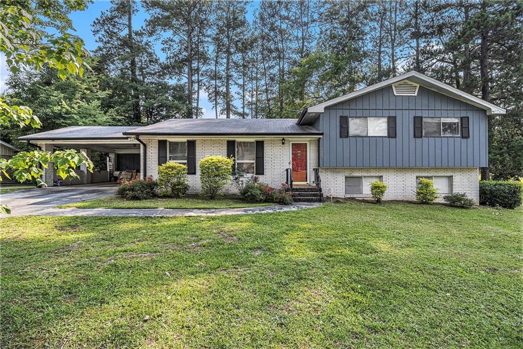 6085 Dunbritan Lane