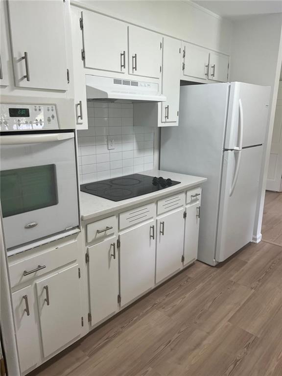 WOODLAND TRAILS - Residential Lease