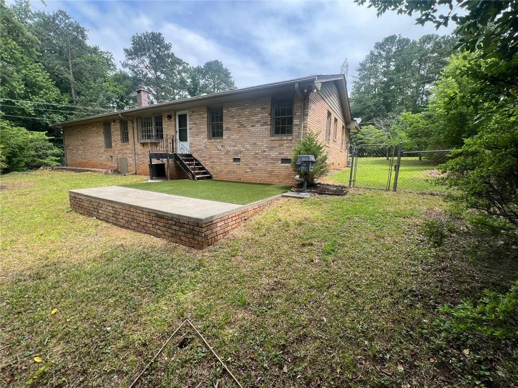 WOODLAND TRAILS - Residential Lease