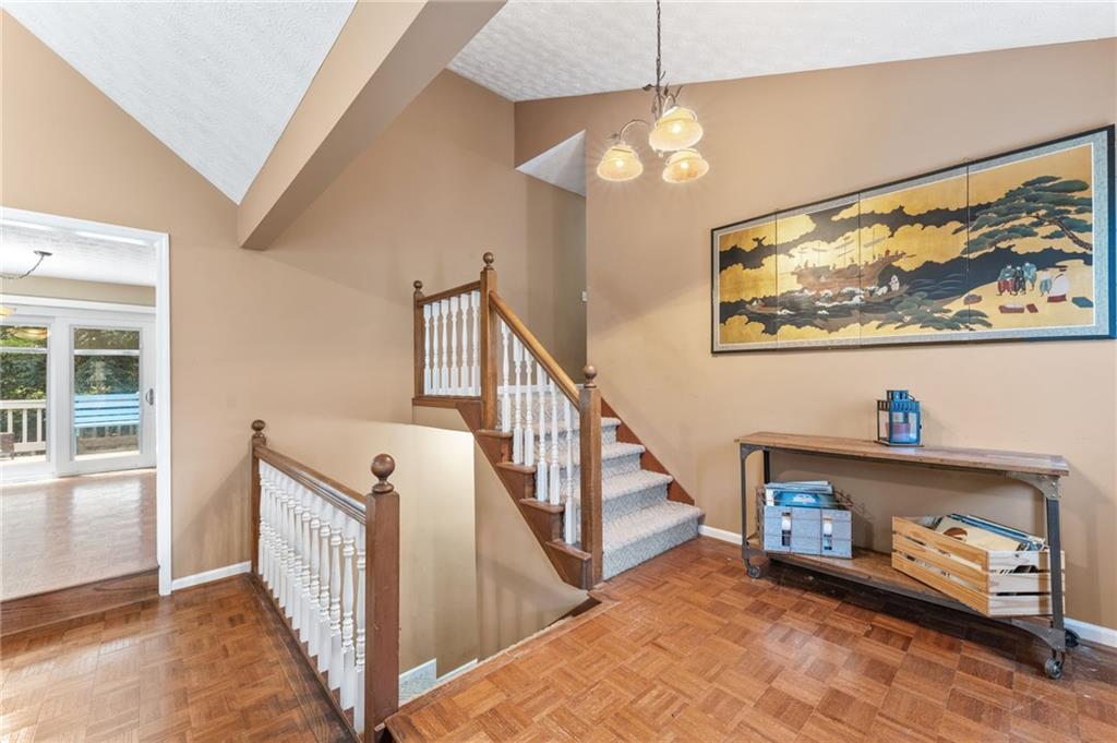2256 Byron Court SW