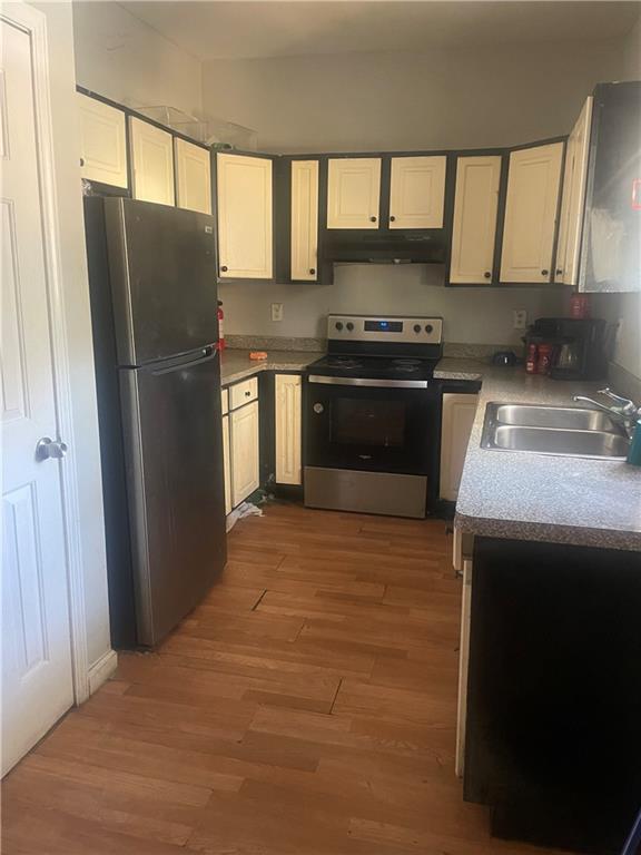 2005 Lois Place NW