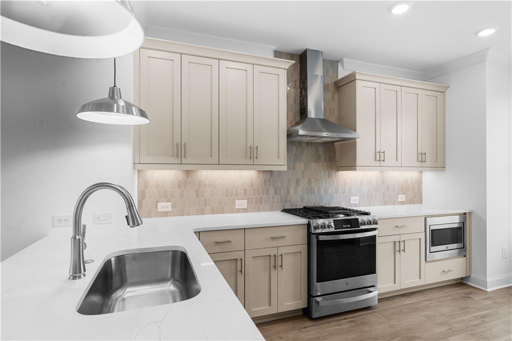 2862 Evanshire Avenue 115