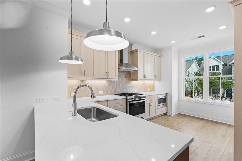 2862 Evanshire Avenue 115