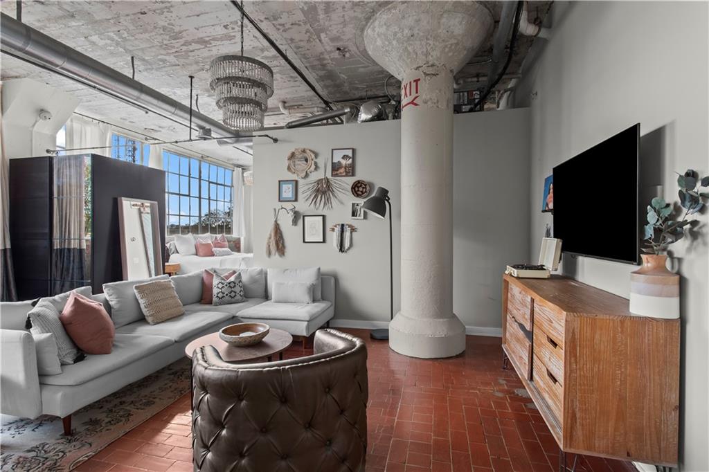 881 Memorial Drive SE 219