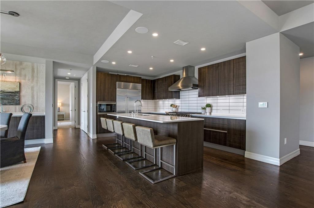 867 Peachtree Street NE 702