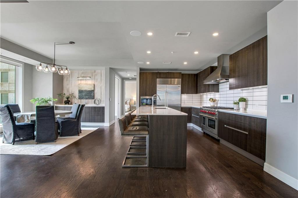 867 Peachtree Street NE 702