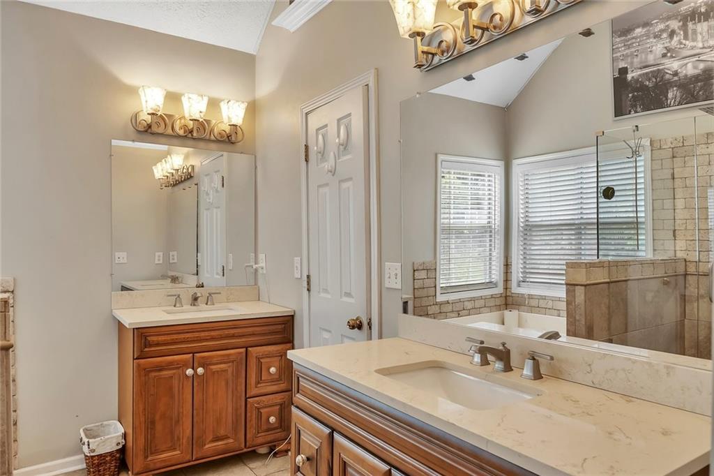225 Ruby Forest Parkway, Suwanee, Georgia image 38