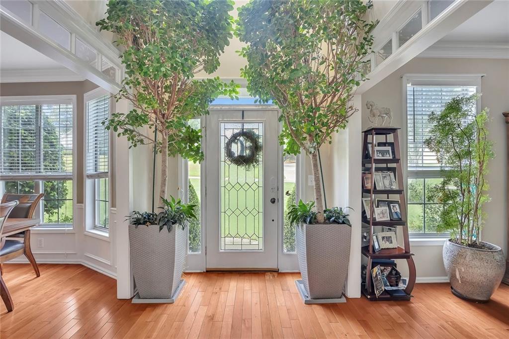 225 Ruby Forest Parkway, Suwanee, Georgia image 6