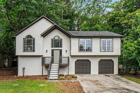 Homes For Sale - 2823 Candler Run<br/> Marietta, GA 30064