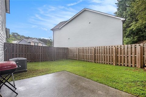 A home in Fairburn