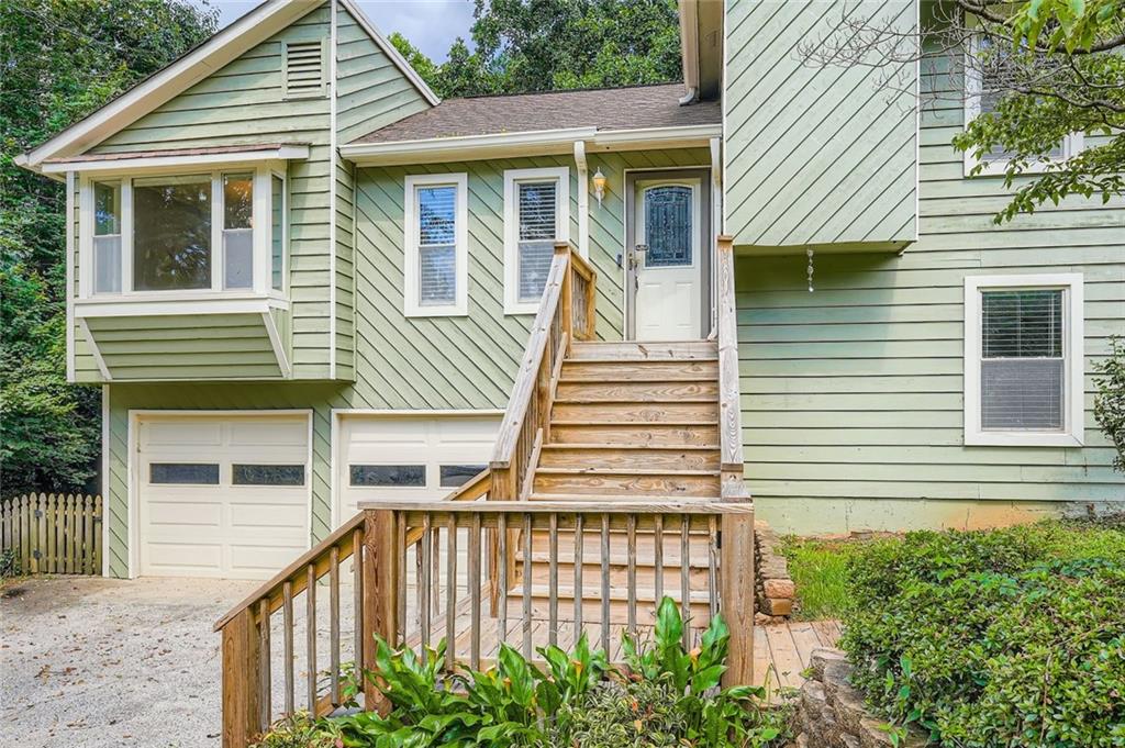 5093 Ravenwood Drive