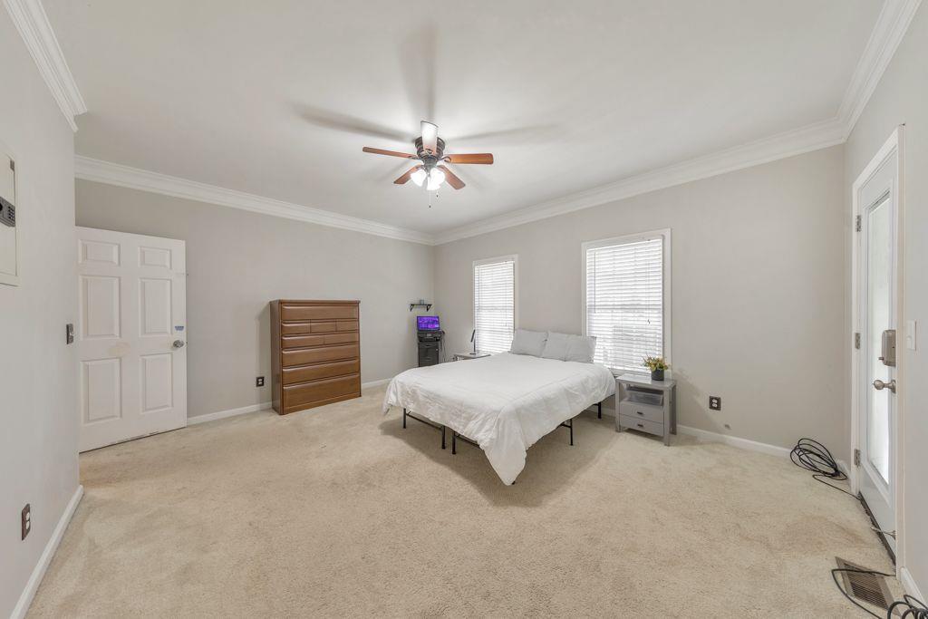 1019 Walnut Creek Drive