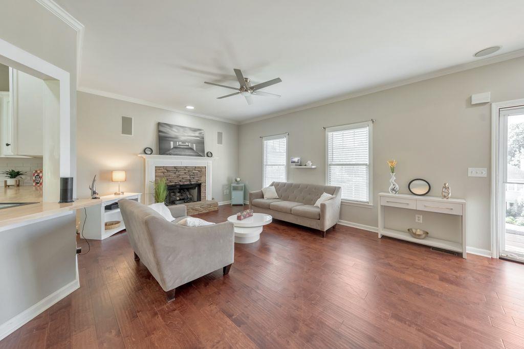 1019 Walnut Creek Drive