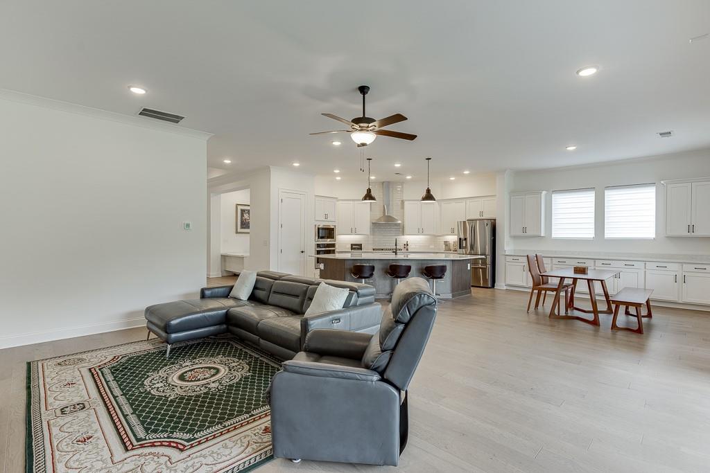 The Retreat at Sterling On the Lake - Residential