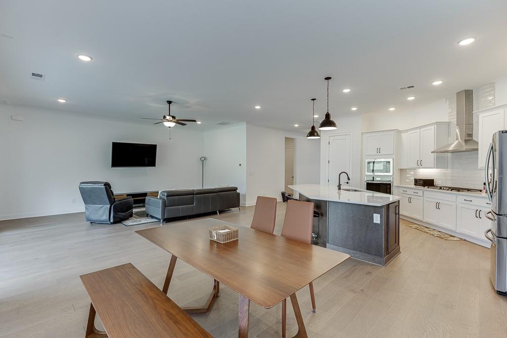 The Retreat at Sterling On the Lake - Residential