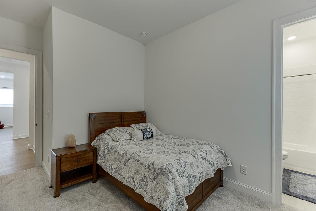 The Retreat at Sterling On the Lake - Residential