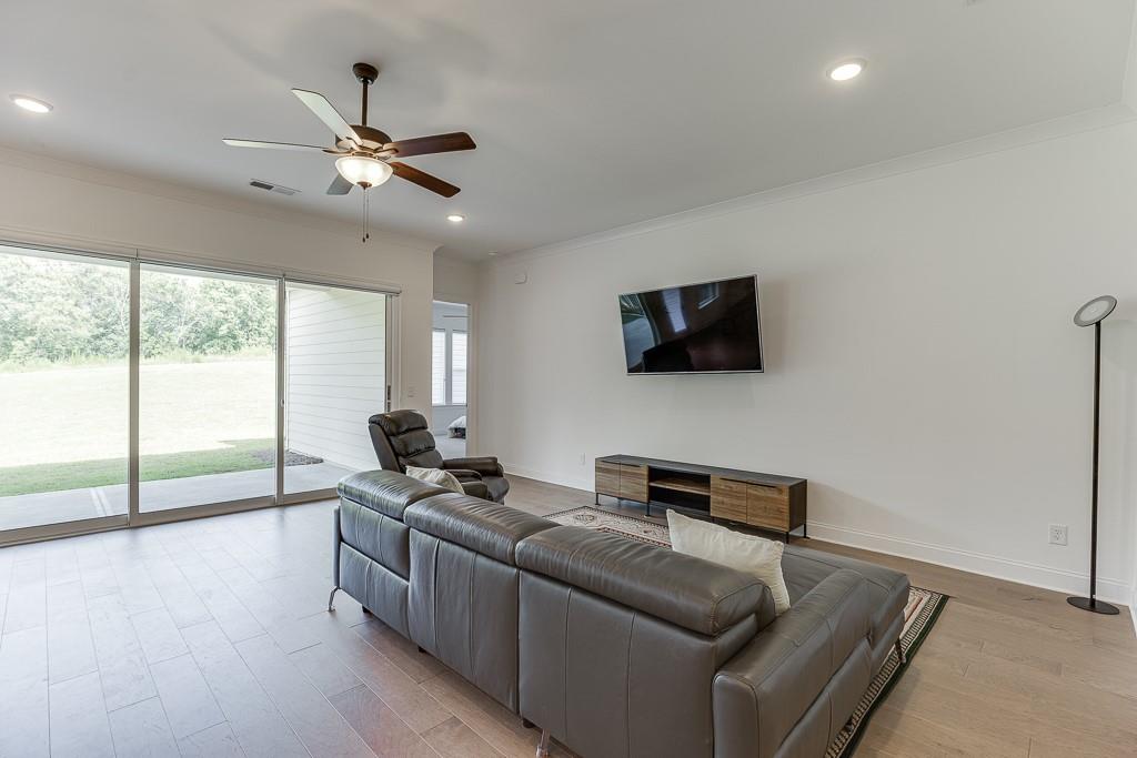 The Retreat at Sterling On the Lake - Residential