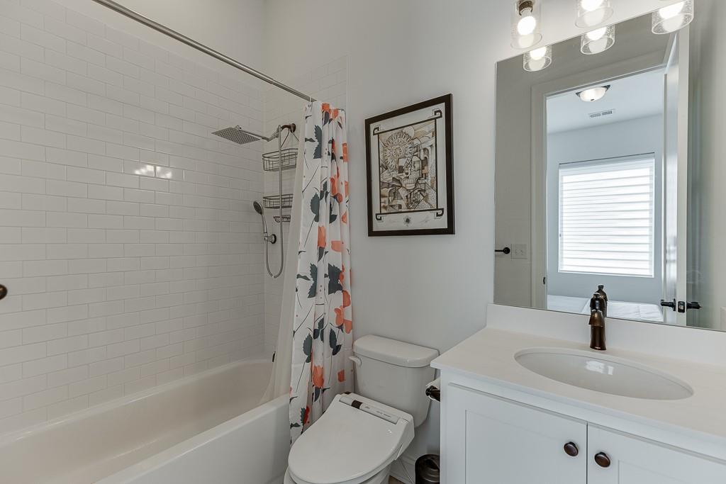 The Retreat at Sterling On the Lake - Residential